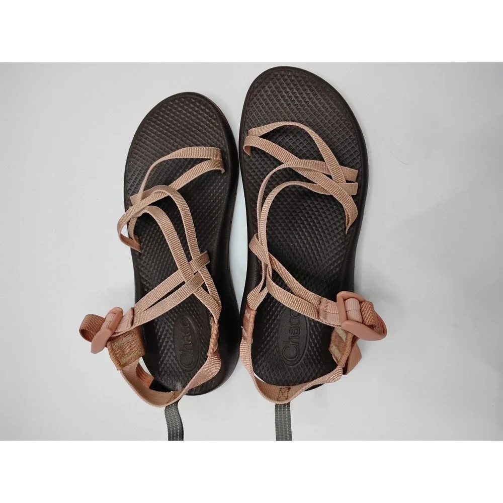 Chaco Rose Gold Shiny kids Girls Youth sandals size US 5 UK 4 EU 36 Pink